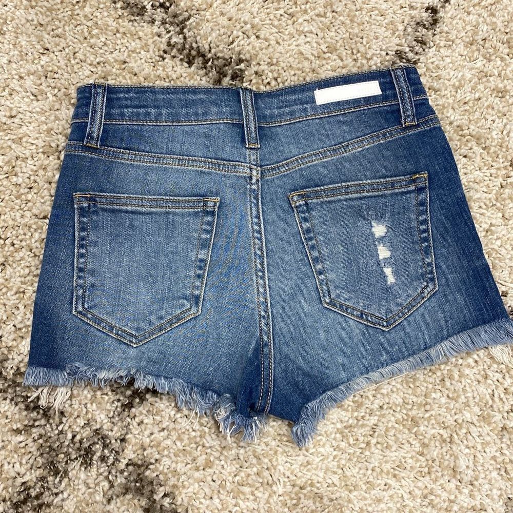 Cello Frayed Denim Shorts Size Small - Picture 4 of 6
